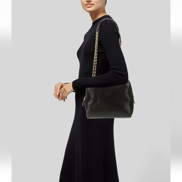 100% Authentic Prada Nero Soft Leather Chain Shoulder Bag - Picture 6 of 6